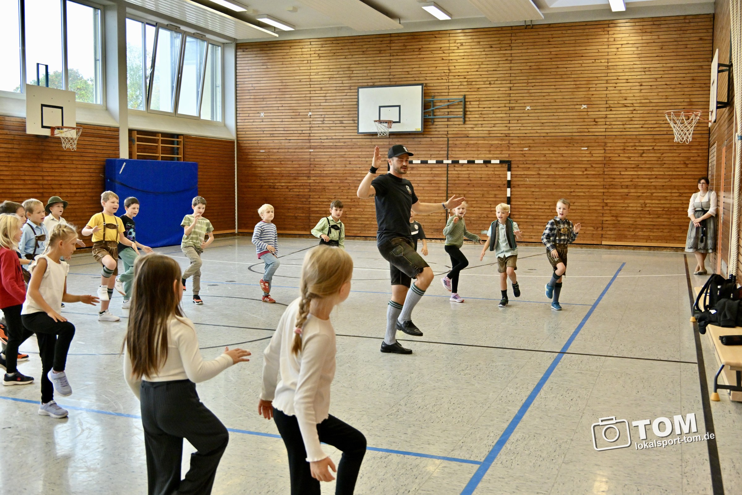 Plattler Mike an der Grundschule In Rott – Foto 5