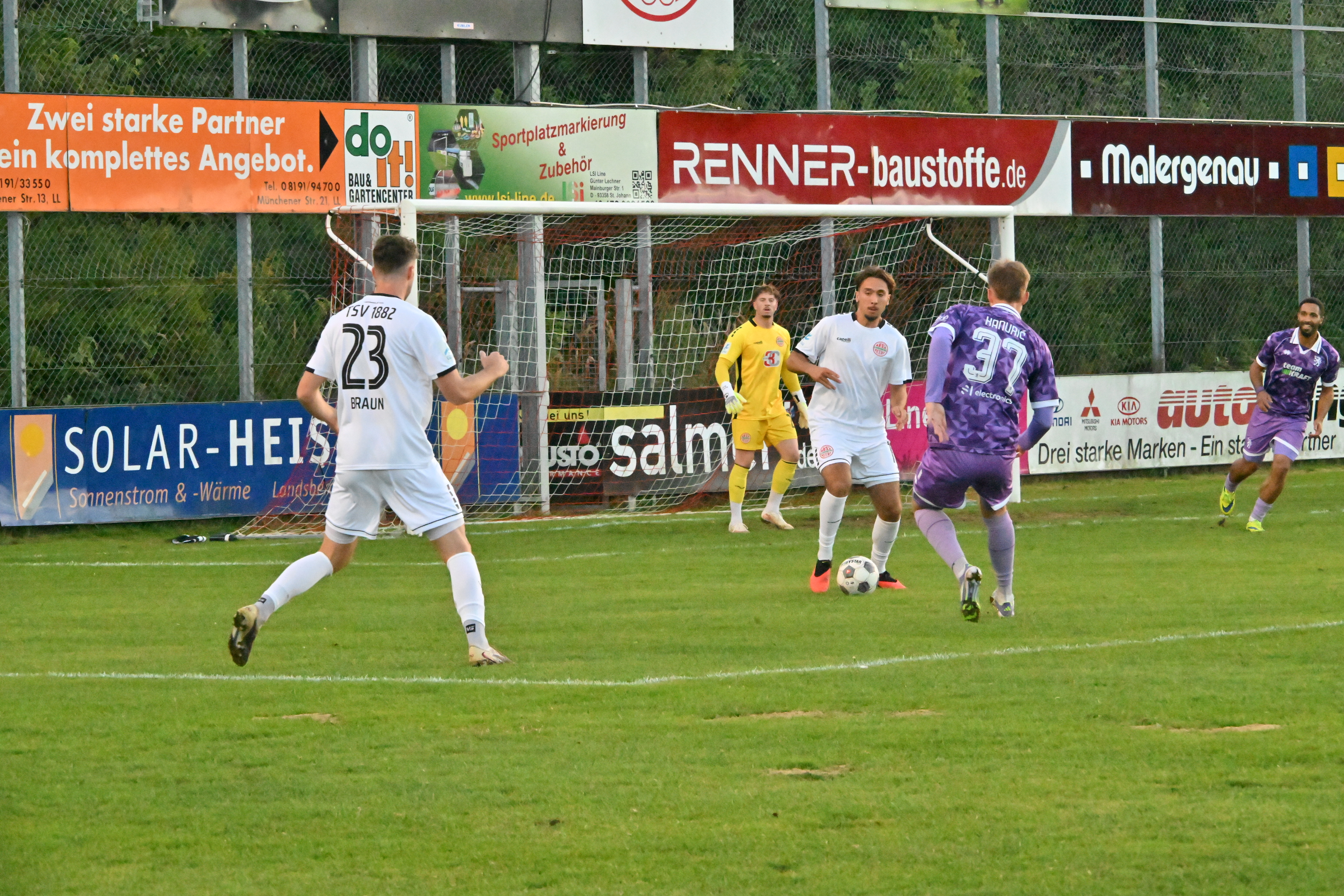 Zusatzbild 3 zu Gut aus der Affäre gezogen: TSV nur 1:2 gegen Drittligist Ingolstadt